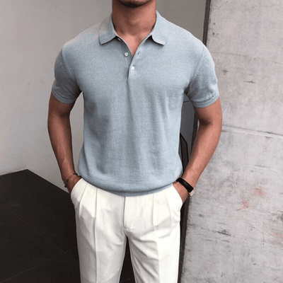 Men’s knit polo shirt with short sleeves and tailored collar